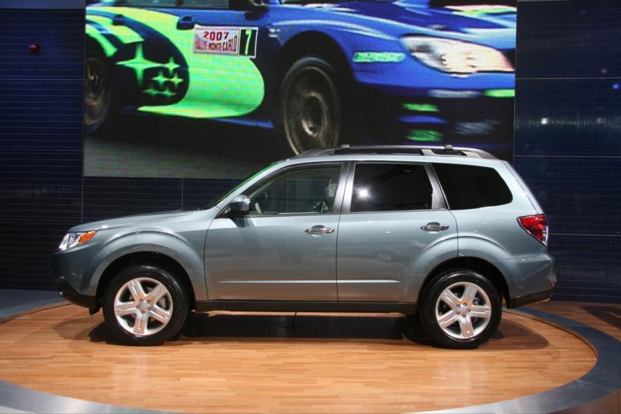 Subaru Forester 2009 года  (US) (фото 18 из 26)